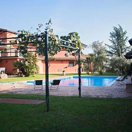 Fontana Rena * Genazzano